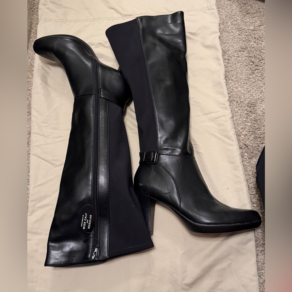 Wide calf NWT Black Knee-High Women's Boots